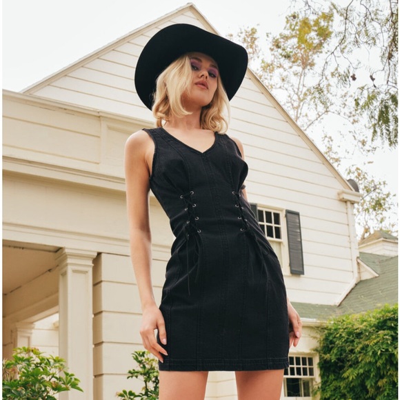 Idyllwind Dresses & Skirts - Idlywind black denim dress